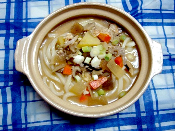 かわじま呉汁うどんつゆ盛り付け例