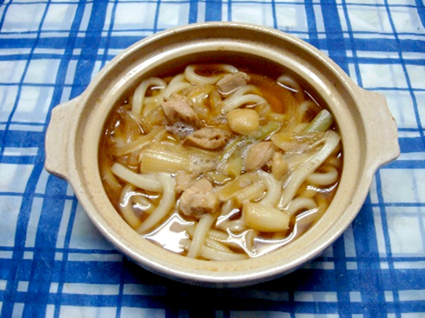 あやこばあちゃんちの鶏南蛮うどんつゆ盛り付け例